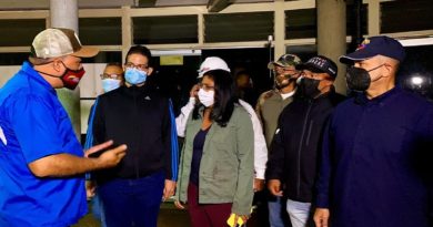Comisión Presidencial inspeccionó trabajos | Recupedas canchas, sistemas de tuberías y desmalezado de 90% de áreas verdes de la UCV