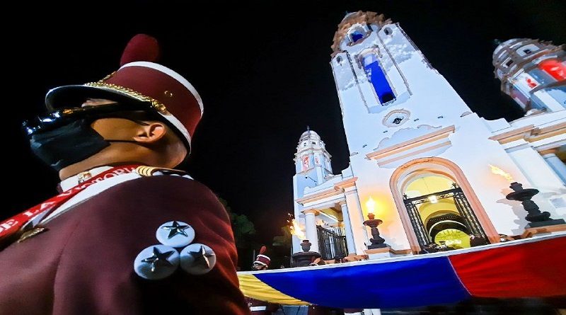 Ministra Carmen Meléndez: El tricolor bolivariano es símbolo de paz y soberanía