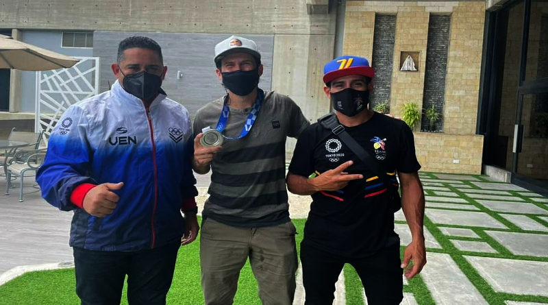 Daniel Dhers llega a Venezuela y promete hacer "cosas finas en Caracas”