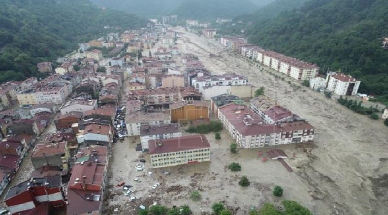 Al menos seis muertos dejan inundaciones en el norte de Turquía