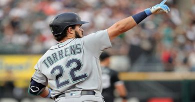 Luis Torrens remolcó la carrera del triunfo para los Marineros ante Oakland