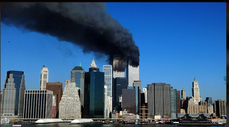 Ataque terrorista contra las Torres Gemelas en Nueva York (archivo) - Sputnik Mundo (AFP 2021 / Henny Ray Abrams)