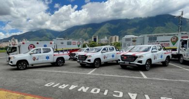 Gobierno Nacional entrega 33 vehículos para fotalecer Sistema VEN 9-1-1