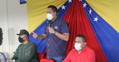 Realizan Jornada Integral de atención al sector productivo y comercial en Barinas