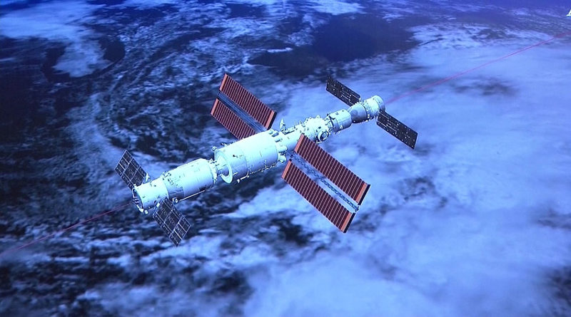 China prepara regreso de nave con tres astronautas