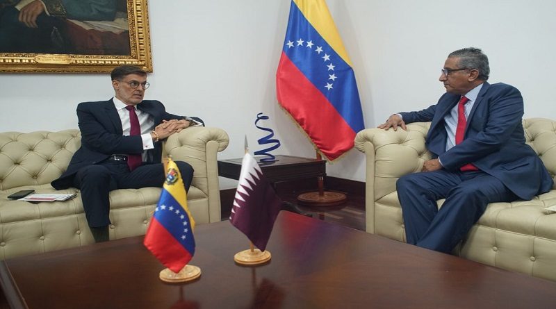 Catar reafirma lazos de cooperación y se solidariza con las víctimas de las recientes lluvias en el país