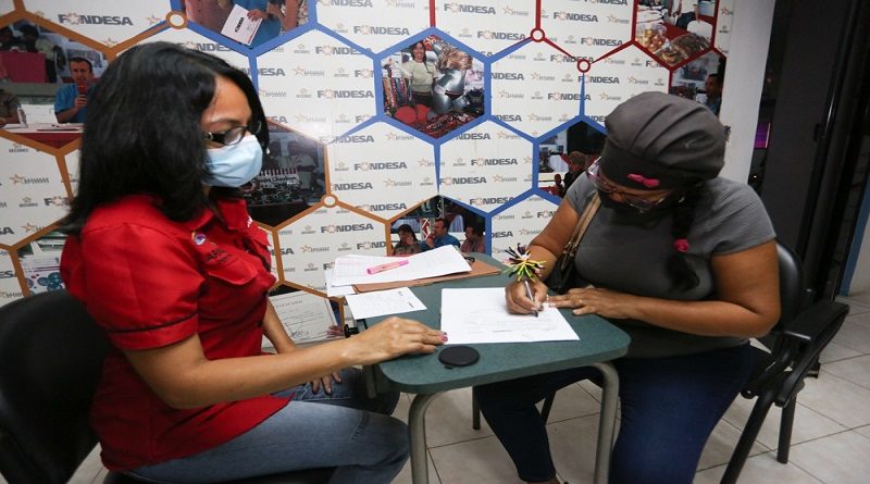 Emprendedoras de Aragua reciben créditos por más de Bs.32 milardos de Fondasa