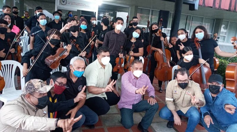 CVG dona sede a Orquesta Sinfónica Infantil y Juvenil para impulsar la formación artística y cultural de los jóvenes en Bolívar