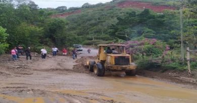 Gobierno Bolivariano ejecuta plan para recuperar zonas afectadas por lluvias en La Guaira