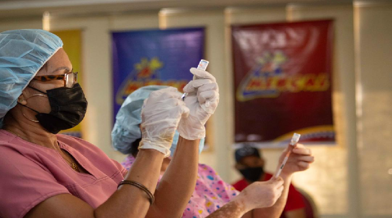 Trabajadores de Mercal Anzoátegui recibieron vacuna contra la COVID-19