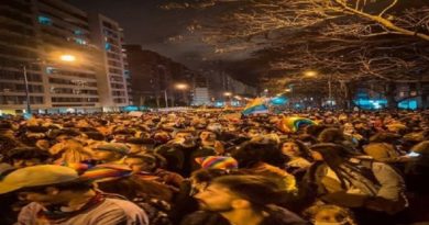 Centenares de uruguayos marchan por la Diversidad