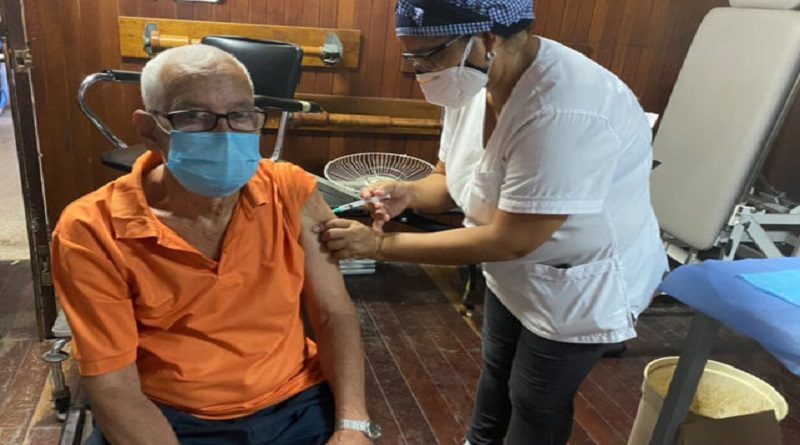 Autoridades establecen estrategias para cumplir meta de 121 mil inmunizados contra la COVID-19 en Guarenas