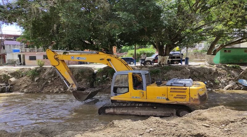 Más de 13.500 metros cúbicos de sedimento han sido removidos en puntos del río San Pedro en Los Teques
