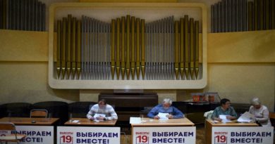 Abren los colegios electorales para las elecciones parlamentarias en Rusia