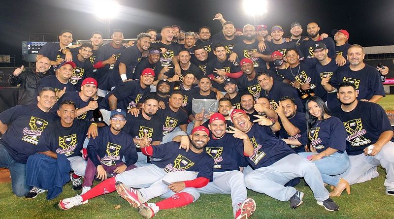 Senadores de Caracas se convirtió en el primer campeón de la LMBP