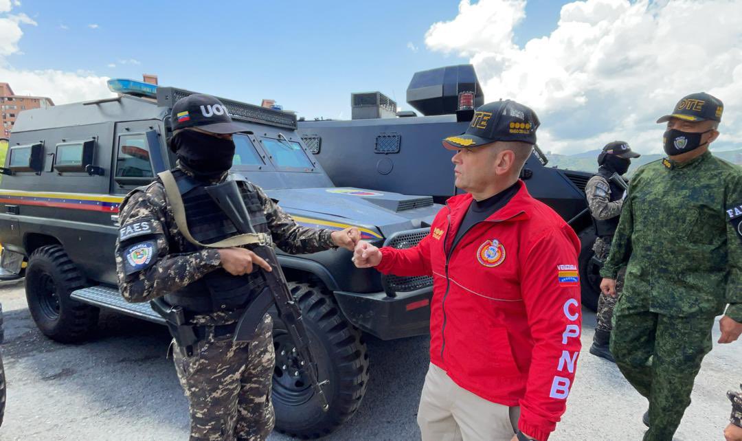 Venezuela está preparada en el combate contra bandas criminales, paramilitares, narcotraficantes y terroristas para consolidar la paz