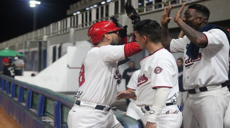 Senadores pica adelante en las semifinales al vencer 7-2 a los Guerreros en la LMBP