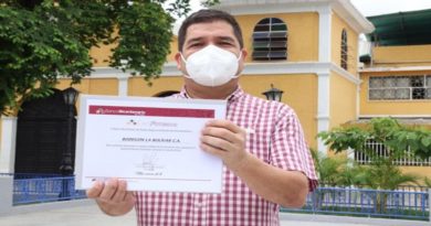 Emprendedores reciben financiamiento para el impulso de proyectos productivos en Aragua