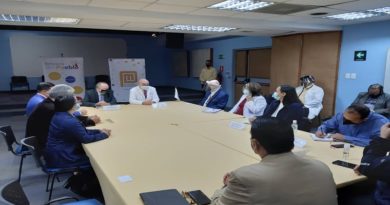 Gobierno Nacional discute costos de servicios médicos y de salud en Caracas
