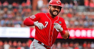 Eugenio Suárez guio triunfo de los Rojos 4-2 sobre los Cardenales
