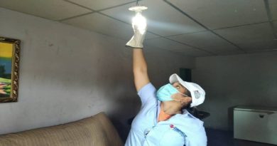 Corpoelec sustituye mil bombillos en comunidades de los estados Bolívar y Delta Amacuro