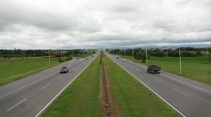 Habilitan canal de contraflujo en autopista José Antonio Páez de Portuguesa