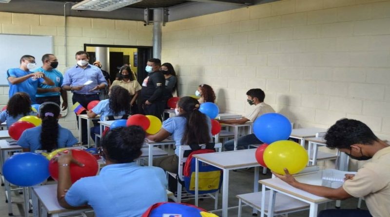Así iniciaron clases presenciales 2021-2022 en Barinas, Falcón y Guárico