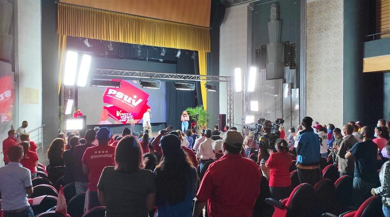 Juramentan Comando Nacional de Campaña de Comunicación Aristóbulo Istúriz rumbo a elecciones del 21NOV