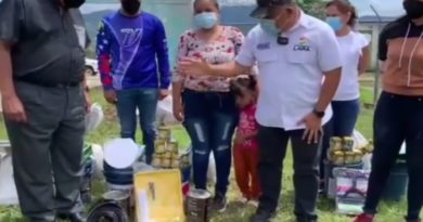Entregan materiales para rehabilitación de escuela e iglesia del sector Las Cuibas en Lara