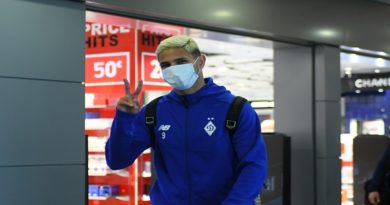 El Dinamo Kiev de Eric Ramírez enfrentará este miércoles al FC Barcelona en la Liga de Campeones