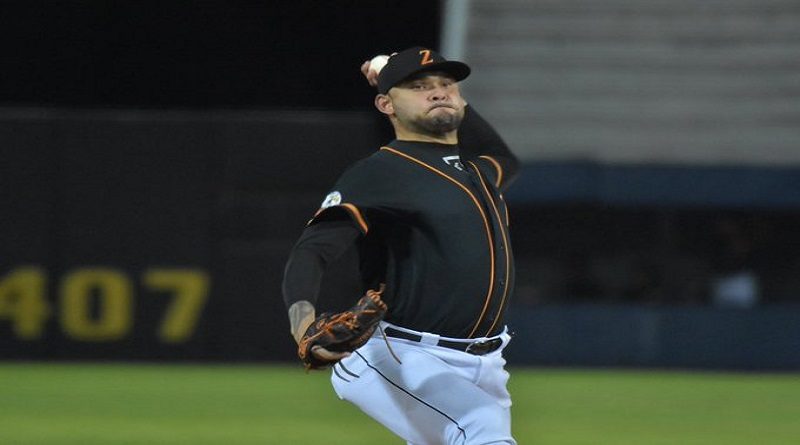 Águilas confirmó a Elvis Araujo como abridor del día inaugural