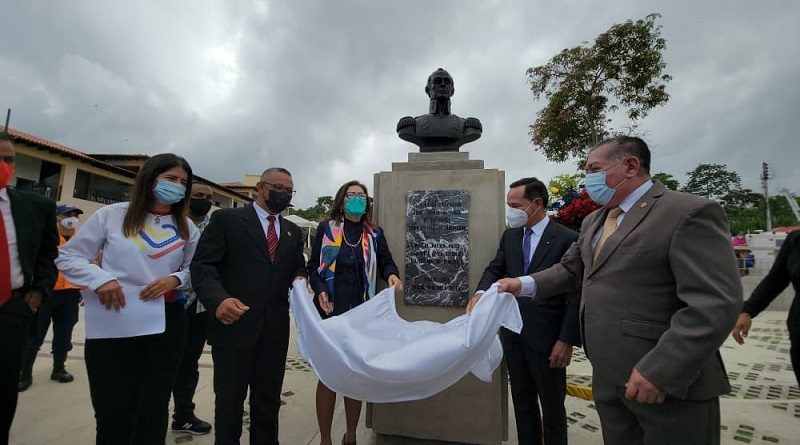 Rehabilitan Plaza Bolívar de Isnotú en Trujillo en honor a José Gregorio Hernández