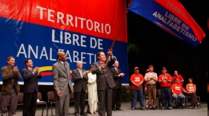 Venezuela cumple 16 años como territorio libre de analfabetismo