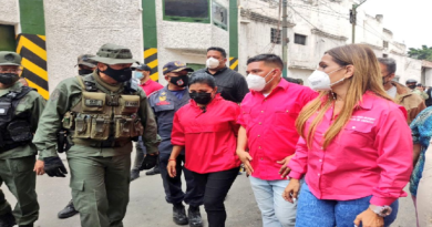 Atienden a 70 familias afectadas por la explosión en la avenida San Martín