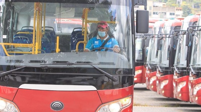 Incorporan 33 nuevas unidades de transporte superficial TransMiranda