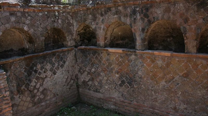 Descubren en Turquía 400 tumbas que datan de hace 1.800 años