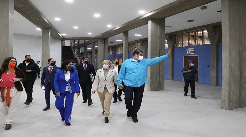 Presidente Maduro al inspeccionar trabajos en UCV: Llamo a todos a apoyar la recuperación total de la Ciudad universitaria (+FOTOS)