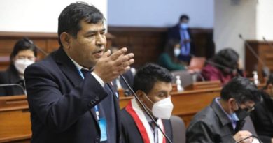 Muere congresista de Perú durante el debate de voto de investidura del Gobierno