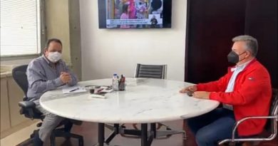 El Ministro Rodolfo Marco Torres junto al gobernador de Portuguesa, Rafael Calles (Foto MinAguas)
