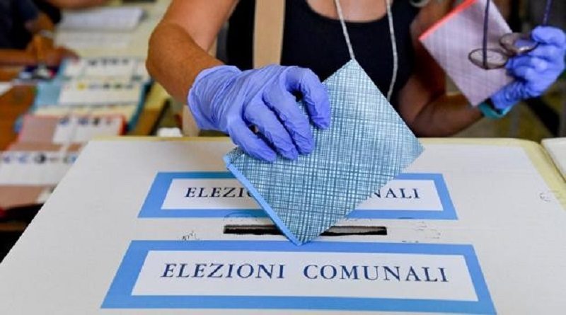 Italia acude a las urnas para renovar ayuntamientos de 1.192 ciudades