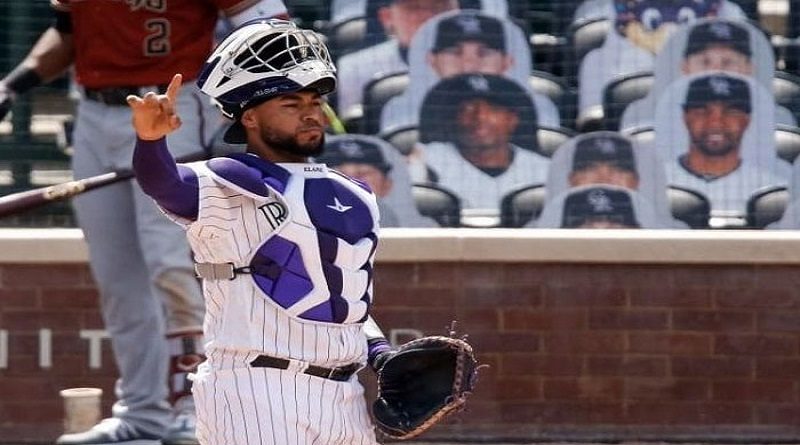 Elías Díaz renueva su contrato con los Rockies de Colorado por tres temporadas más