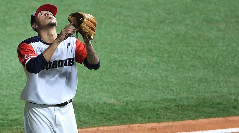 Jorgan Cavaneiro maniató a los bates de los Navegantes en victoria de los Tiburones