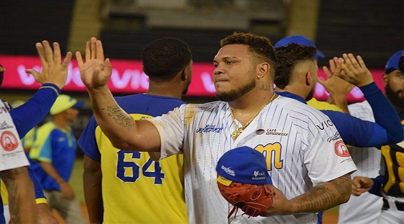Magallanes derrotó a los Bravos y los bajó del primer lugar