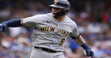 Manuel Piña pactó por dos años con los Bravos de Atlanta