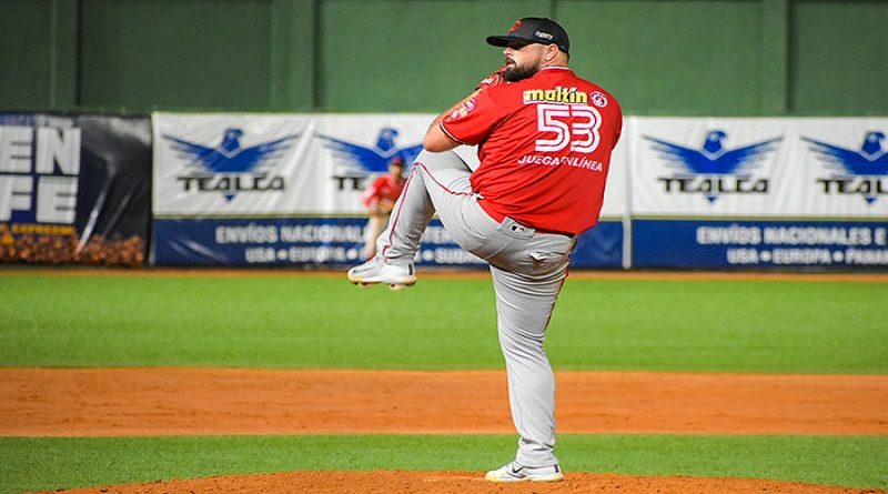 Cardenales le propinó 9 arepas a los Tiburones en Macuto
