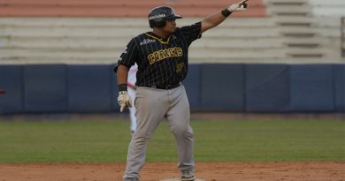 Leones vino de atrás para vencer 8-7 a los Cardenales