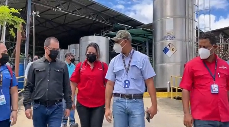 Ministro Jorge Arreaza inspecciona empresa Clorox para evaluar proceso de exportación de sus productos
