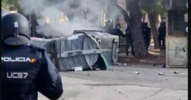 ESPAÑA: Noveno día de represión y violencia a protestas de trabajadores del metal en Cádiz