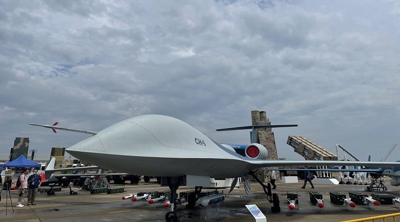 China muestra el dron “dragón volador” de reconocimiento a gran altura