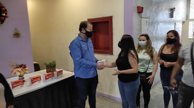 Cantv conectó servicios a 288 familias de las residencias José Félix Ribas en Caracas